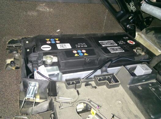 国产大牛怎么拆电瓶的视频,轻松上手，安全无忧